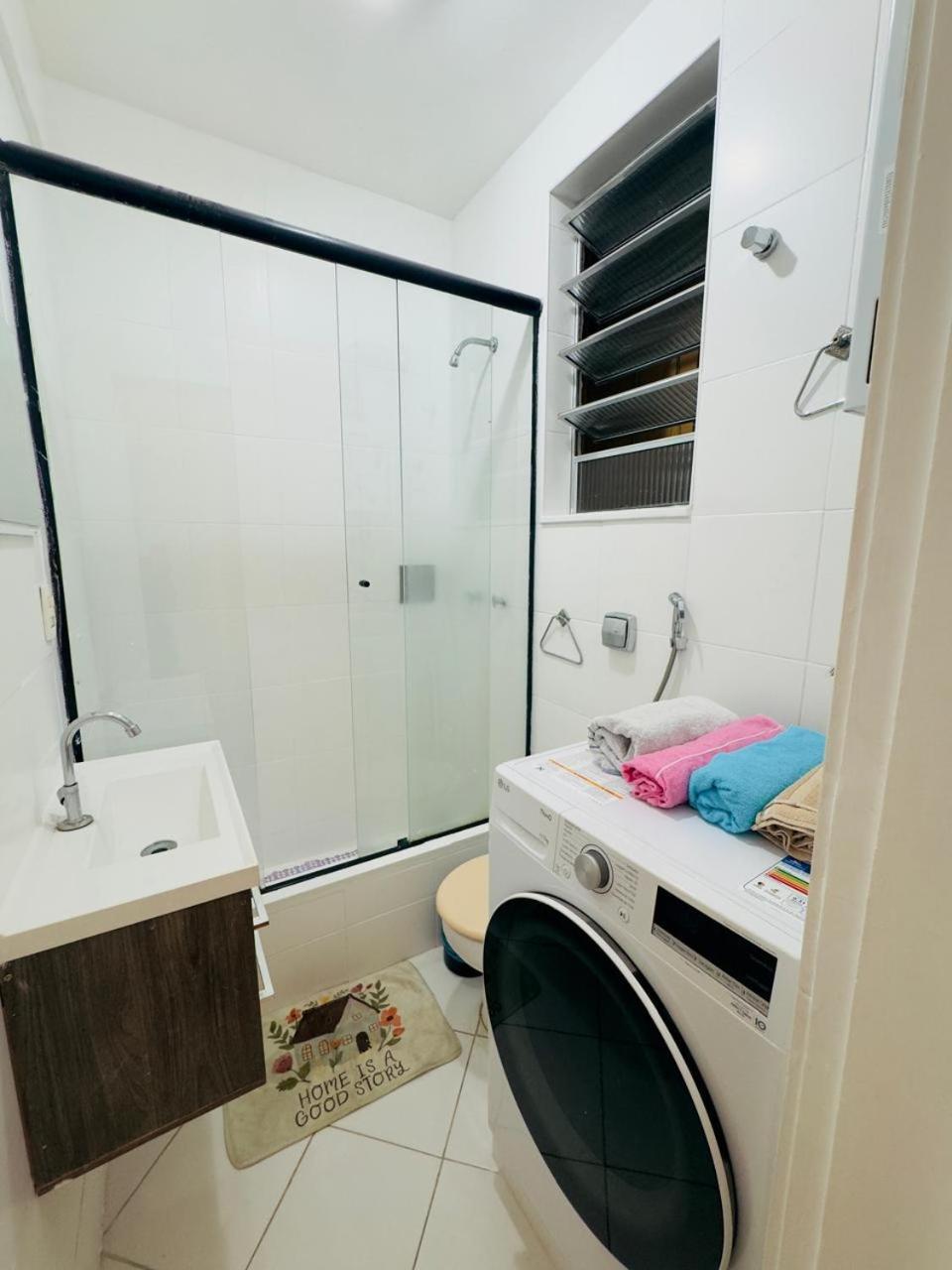 MARAVILHOSO QUARTO E SALA até 4 PESSOAS NO LEBLON na Av ATAULFO DE PAIVA Río de Janeiro Exterior foto